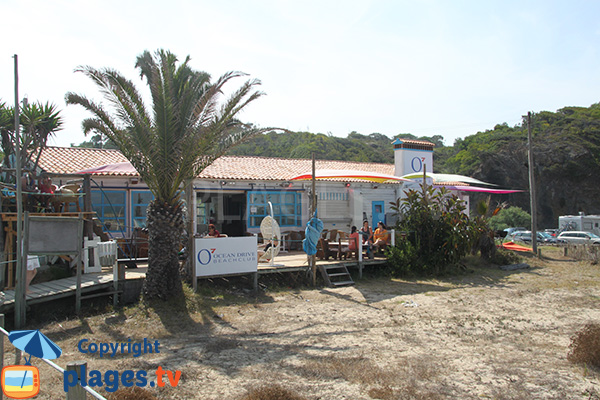 Bar restaurant sur la plage de Furnas à Vila Nova Milfontes