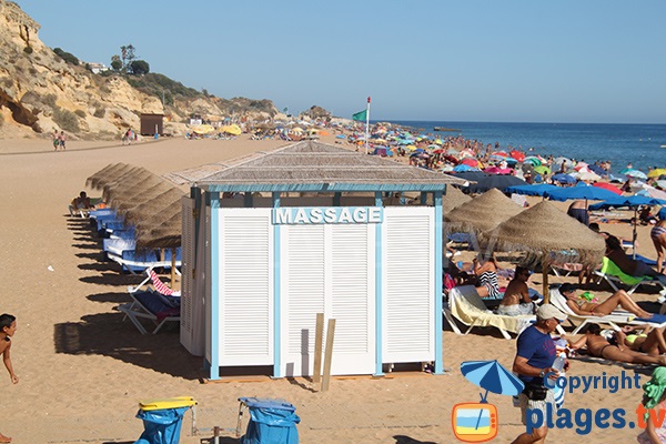 Massage sur la plage d'Inatel à Albufeira