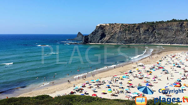 Photo de la plage d'Odeceixe au Portugal